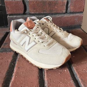 New Balance 574 - Size 6
